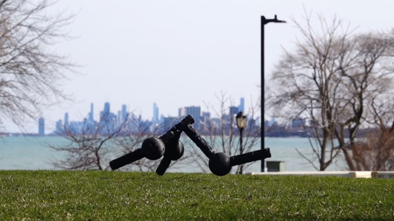 Evolved robots are born to run, refuse to die