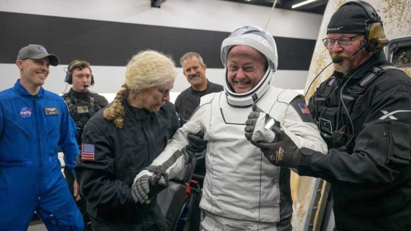 NASA Astronaut Michael Fincke Lost His Voice in Space — And It Revealed Something Serious