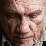 Adults With No Close Friends Are Often Protecting Themselves, Not Avoiding People