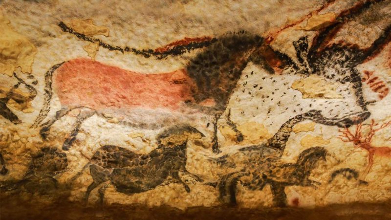 A Boy Chasing His Dog Into a Cave Found 17,000-Year-Old Animal Art